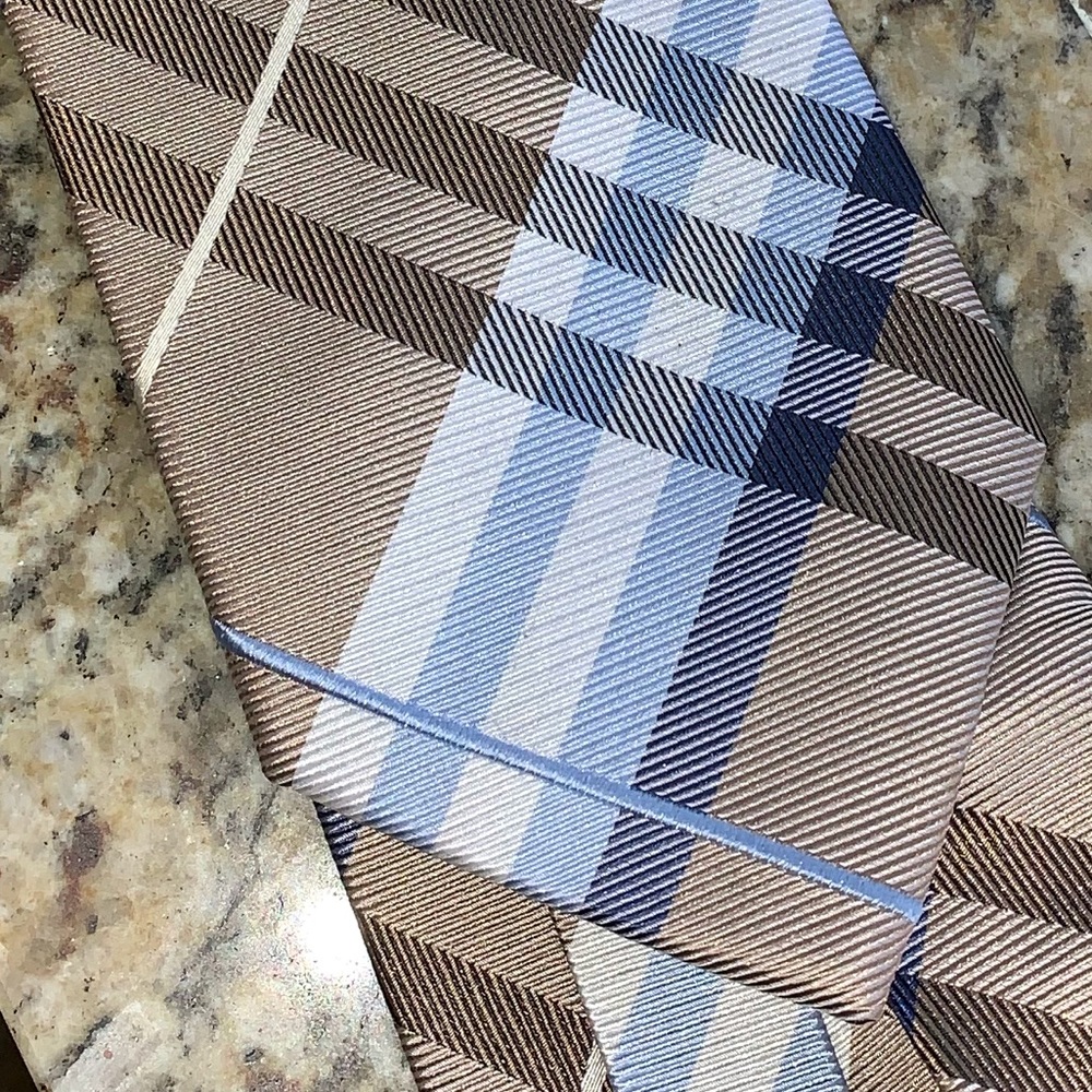 Tie